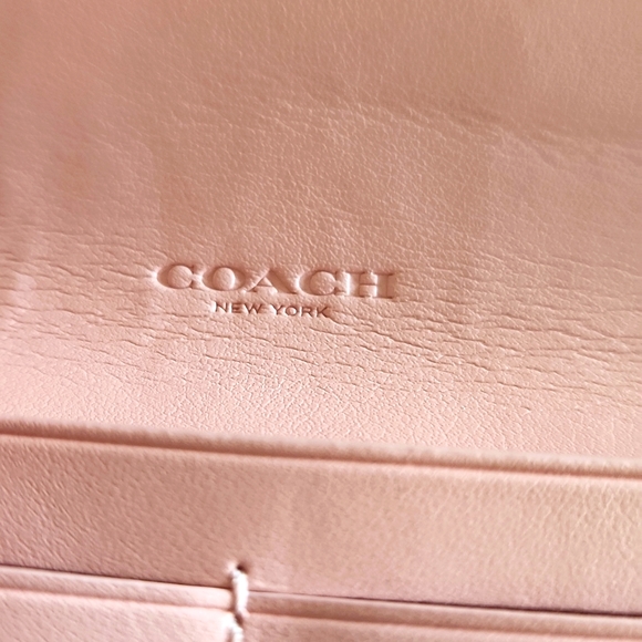Beautiful Coach Brown Signature and Pink Leather Tri-fold Long Wallet 🩷🤎🩶 - Picture 7 of 12